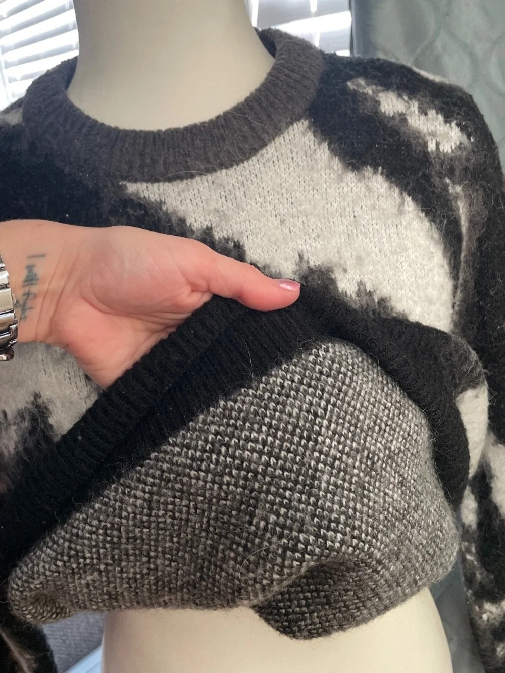 Zara Mens Brushed Textured Abstract Jacquard Sweater - Size M - Picture 3 of 8